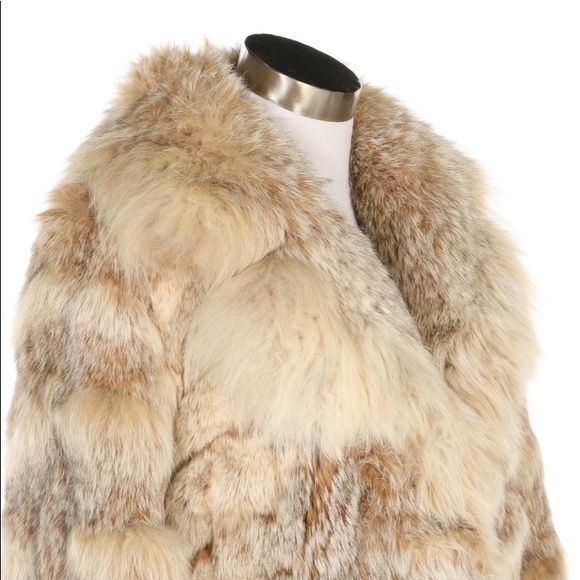 FOX FUR CONVERTIBLE LENGTH COAT - Picture 3 of 6